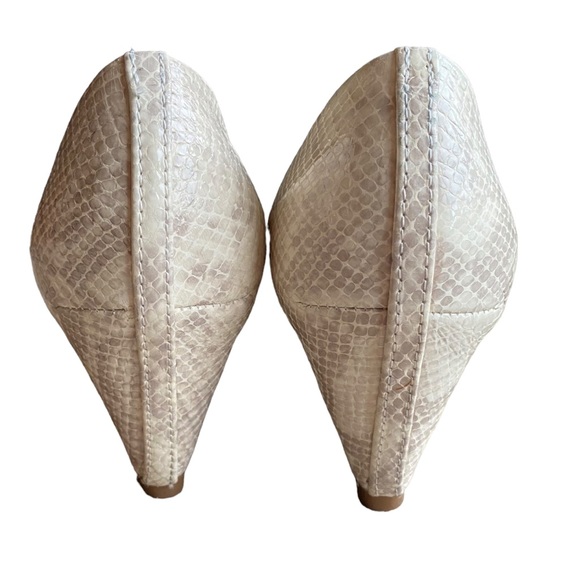 Aldo Cream and Tan Snakeskin Print Low Wedge Shoes Size 8 - Picture 5 of 8